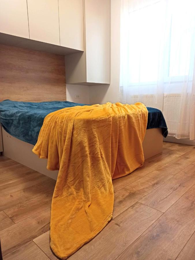 בוקרשט Stylish, Modern 2 Rooms Flat With River View, Near Presidential Palace מראה חיצוני תמונה